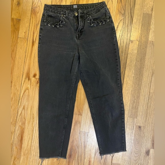 Urban Outfitters BDG Mom Jean Black Whipstitch - Picture 4 of 5